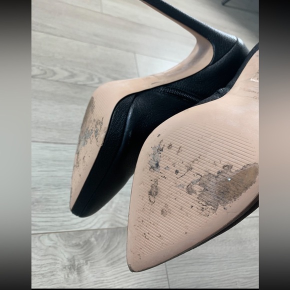 REISS Black Pointed Toe Leather Heeled Ankle Boots - Picture 5 of 11